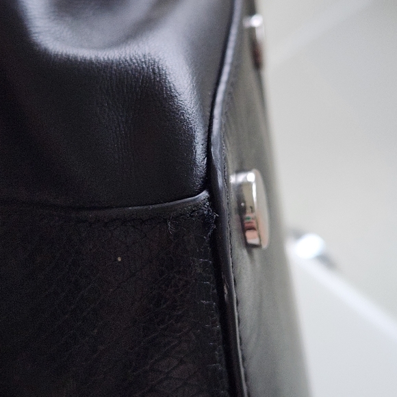 Michael Kors  The Megan Large Striped Leather Tote Bag - Picture 13 of 15